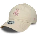 new-era-curved-brim-women-pink-logo-9twenty-contrast-stitch-new-york-yankees-mlb-beige-adjustable-cap
