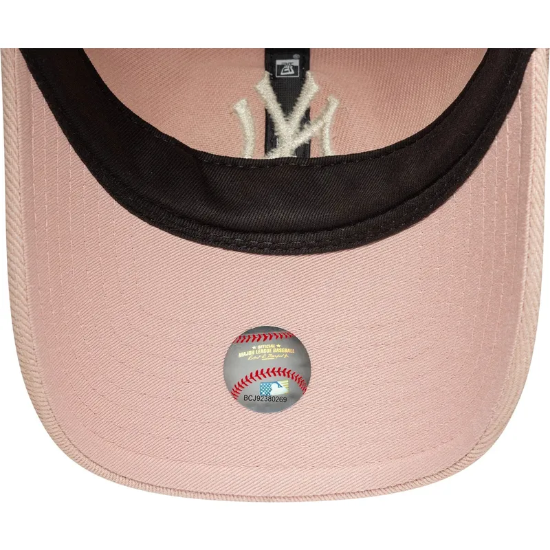 kepure-islenkta-rozine-reguliuojamas-9twenty-dye-denim-new-york-yankees-mlb-new-era kepure-islenkta-rozine-reguliuojamas-9twenty-dye-denim-new-york-yankees-mlb-new-era