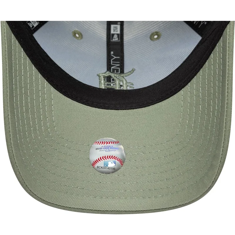 zielona-regulowana-czapka-z-daszkiem-dla-kobiet-z-zielonym-logo-9twenty-linen-detroit-tigers-mlb-od-new-era