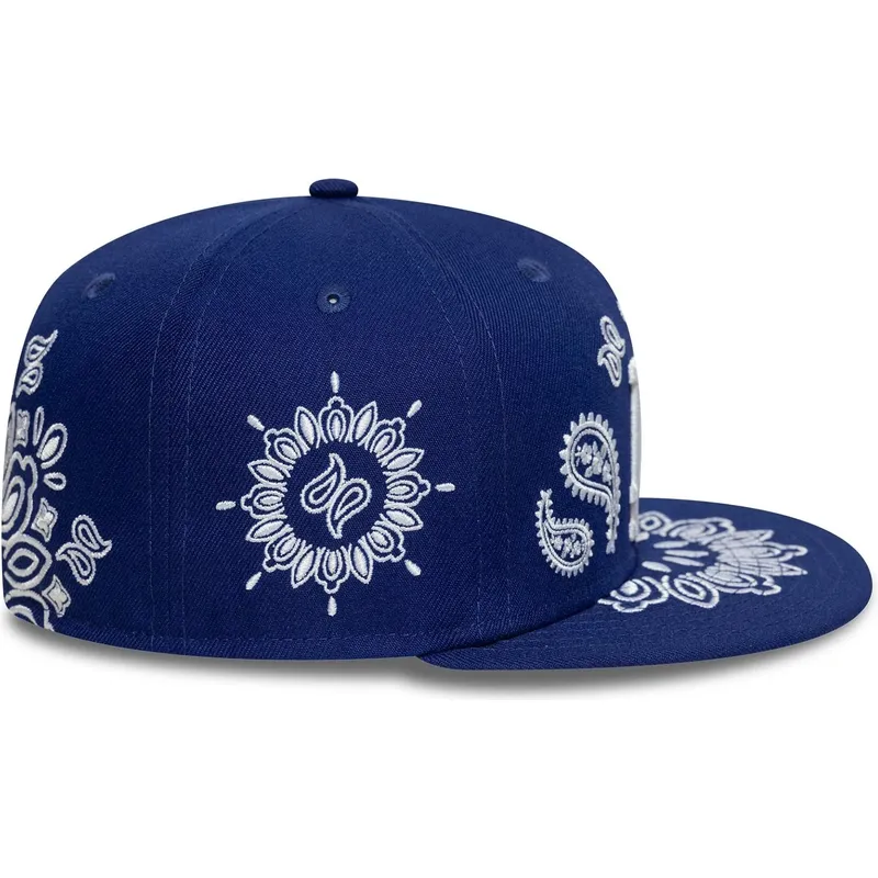 plaska-czapka-niebieska-dopasowana-59fifty-paisley-los-angeles-dodgers-mlb-new-era