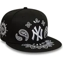 kepure-plokscia-juoda-priglundanti-59fifty-paisley-new-york-yankees-mlb-new-era