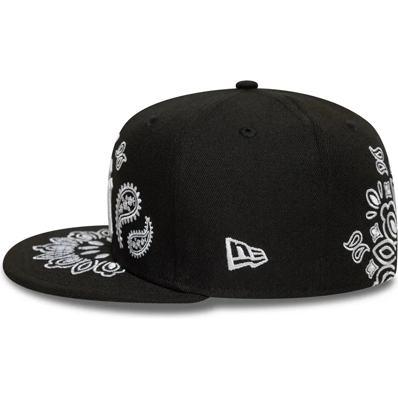 kepure-plokscia-juoda-priglundanti-59fifty-paisley-new-york-yankees-mlb-new-era