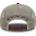 czerwona-i-bezowa-czapka-z-daszkiem-snapback-9fifty-cord-marki-new-era
