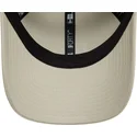 cap-islenkta-beige-adjustable-strap-9forty-new-era