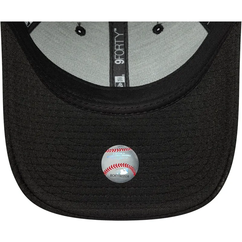 cap-islenkta-black-snapback-9forty-flawless-mesh-new-york-yankees-mlb-new-era