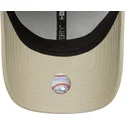 czapka-z-daszkiem-bezowa-regulowana-z-brazowym-logo-9forty-ombre-infill-new-york-yankees-mlb-od-new-era