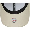 bezowa-czapka-z-zakrzywionym-daszkiem-regulowana-z-bezowym-logo-9forty-tonal-flawless-new-york-yankees-mlb-od-new-era
