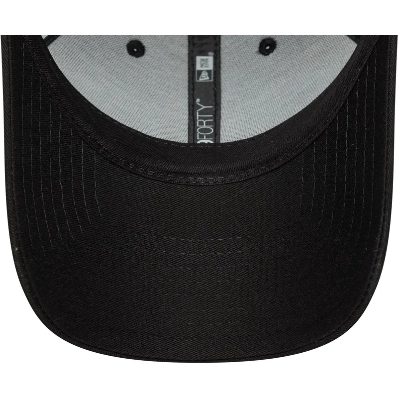 cap-islenkta-black-adjustable-strap-9forty-flawless-ducati-motor-motogp-new-era
