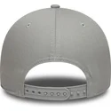 szara-czapka-z-zakrzywionym-daszkiem-snapback-9forty-core-ufc-ultimate-fighting-championship-od-new-era