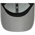 szara-czapka-z-zakrzywionym-daszkiem-snapback-9forty-core-ufc-ultimate-fighting-championship-od-new-era