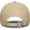 cap-islenkta-beige-adjustable-strap-marron-9twenty-leather-new-york-yankees-mlb-new-era