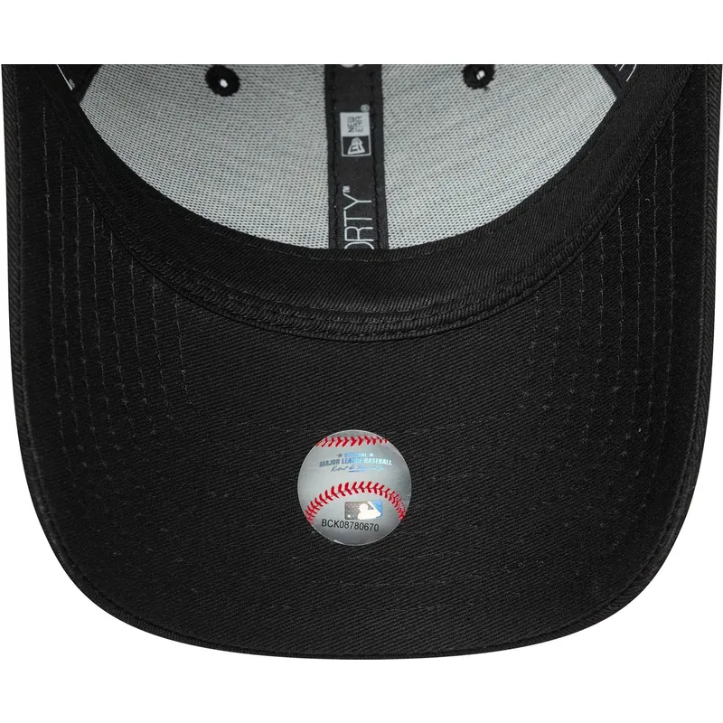 kepure-islenkta-juoda-reguliuojamas-9forty-leopard-infill-new-york-yankees-mlb-new-era