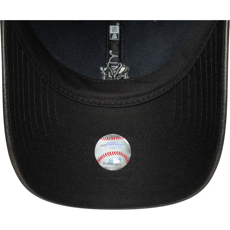 kepure-islenkta-juoda-reguliuojamas-9twenty-tonal-new-york-yankees-mlb-new-era