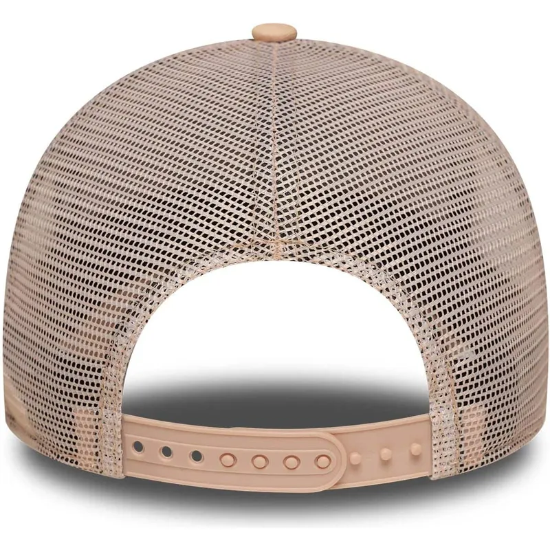 rozowa-czapka-trucker-damska-a-frame-city-new-york-new-era