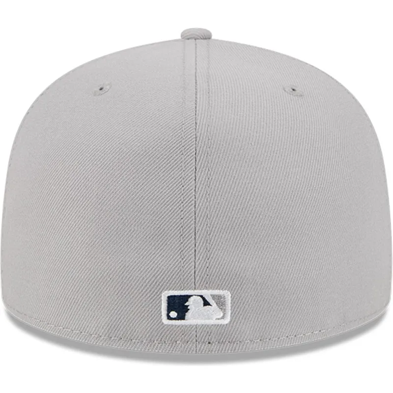 szara-dopasowana-czapka-z-daszkiem-59fifty-cracked-new-york-yankees-mlb-new-era