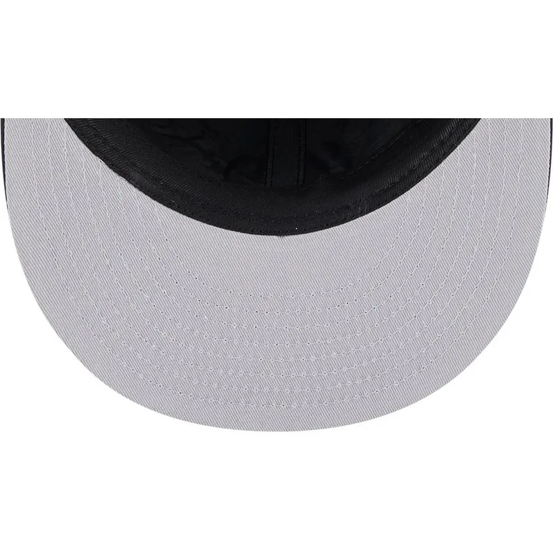 czarna-dopasowana-czapka-z-daszkiem-59fifty-winter-dog-ear-boston-red-sox-mlb-new-era