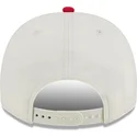 gorra-curva-beige-y-roja-snapback-9fifty-a-frame-chainstitch-de-detroit-red-wings-nhl-de-new-era