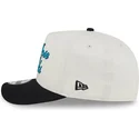 gorra-curva-beige-y-negra-snapback-9fifty-a-frame-chainstitch-de-san-jose-sharks-nhl-de-new-era