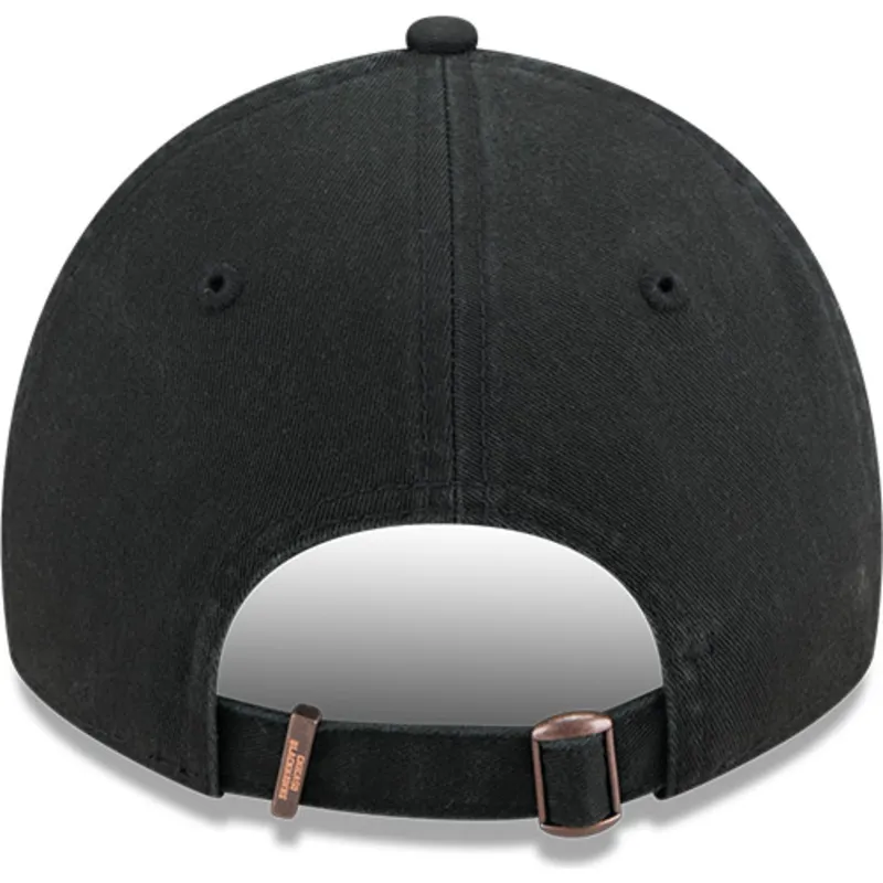 cap-islenkta-black-adjustable-strap-9twenty-stamp-chicago-blackhawks-nhl-new-era