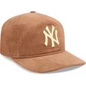 czapka-z-zakrzywionym-daszkiem-czarna-snapback-19twenty-nostalgic-golfer-new-york-yankees-mlb-new-era