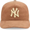czapka-z-zakrzywionym-daszkiem-czarna-snapback-19twenty-nostalgic-golfer-new-york-yankees-mlb-new-era