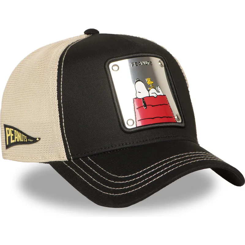 kepure-islenkta-juoda-snapback-pea6-naw6-snoopy-ir-carlis-braunas-zemes-riesutai-capslab
