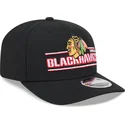 czarna-zakrzywiona-czapka-snapback-9seventy-stretch-snap-stated-chicago-blackhawks-nhl-od-new-era