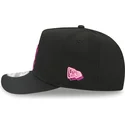 czarna-czapka-z-zakrzywionym-daszkiem-snapback-9fifty-a-frame-neon-boston-red-sox-mlb-od-new-era