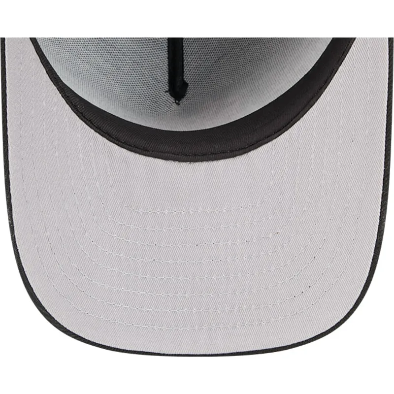 czarna-zakrzywiona-czapka-snapback-9fifty-a-frame-neon-new-york-yankees-mlb-new-era