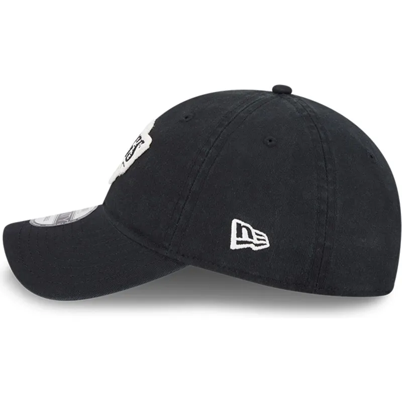 kepure-islenkta-juoda-reguliuojama-juostele-9twenty-stamp-los-angeles-kings-nhl-new-era