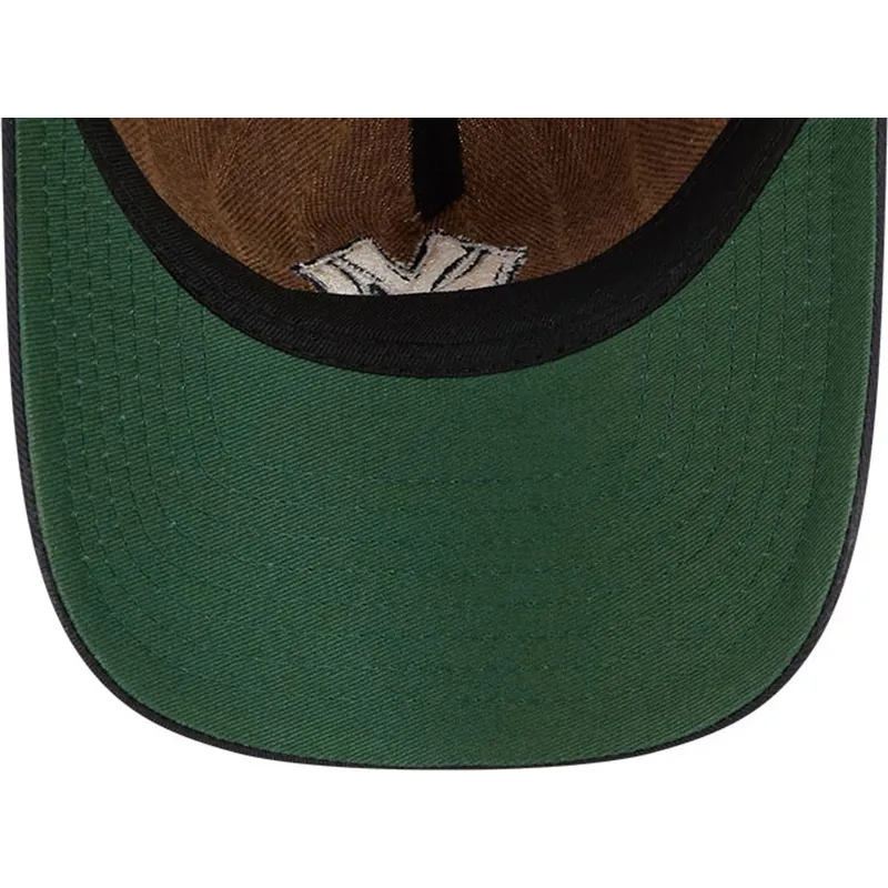 cap-islenkta-brown-adjustable-strap-9twenty-a-frame-wool-pinstripe-new-york-yankees-mlb-new-era cap-islenkta-brown-adjustable-strap-9twenty-a-frame-wool-pinstripe-new-york-yankees-mlb-new-era