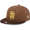 brazowa-czapka-z-daszkiem-typu-flat-regulowana-9fifty-retro-crown-wool-pinstripe-san-diego-padres-mlb-od-new-era