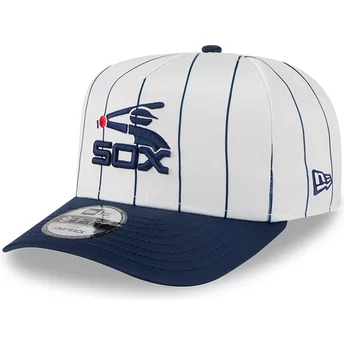 Biała i granatowa czapka z daszkiem snapback 9FIFTY A Frame Satin Pinstripe Chicago White Sox MLB marki New Era