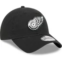 cap-islenkta-black-adjustable-strap-9twenty-stamp-detroit-red-wings-nhl-new-era