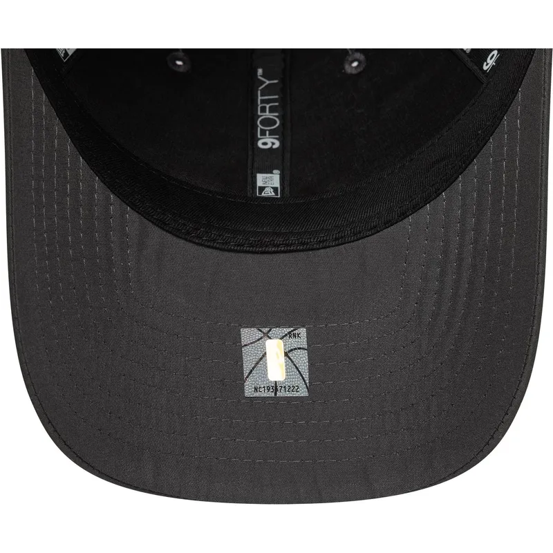 cap-islenkta-gray-adjustable-strap-9forty-pin-los-angeles-lakers-nba-new-era