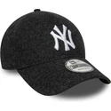 czarna-czapka-z-zakrzywionym-daszkiem-snapback-9forty-melton-wool-new-york-yankees-mlb-od-new-era