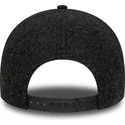 czarna-czapka-z-zakrzywionym-daszkiem-snapback-9forty-melton-wool-new-york-yankees-mlb-od-new-era