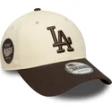 bezowo-brazowa-zakrzywiona-czapka-regulowana-9forty-side-patch-los-angeles-dodgers-mlb-od-new-era