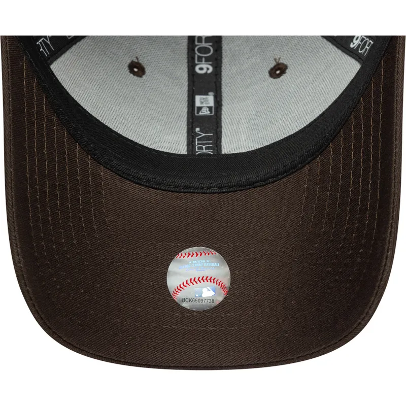 cap-islenkta-brown-adjustable-strap-9forty-outline-los-angeles-dodgers-mlb-new-era
