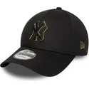 kepure-islenkta-juoda-reguliuojamas-9forty-outline-new-york-yankees-mlb-new-era
