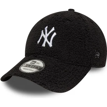 Czarna zakrzywiona regulowana czapka 9FORTY Winter Borg New York Yankees MLB marki New Era