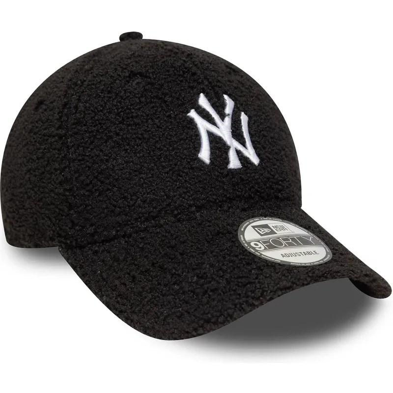 czarna-regulowana-czapka-z-zakrzywionym-daszkiem-9forty-winter-borg-new-york-yankees-mlb-new-era