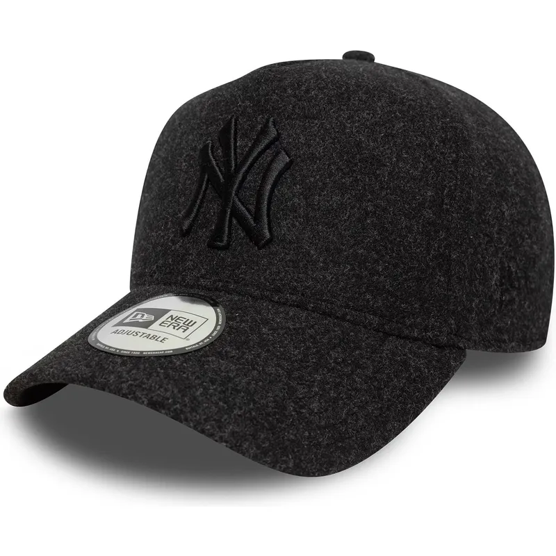 czarna-czapka-z-zakrzywionym-daszkiem-snapback-z-czarnym-logo-9forty-e-frame-melton-new-york-yankees-mlb-new-era