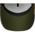 bezowa-i-kamuflazowa-czapka-z-daszkiem-snapback-9forty-e-frame-camo-patch-od-new-era