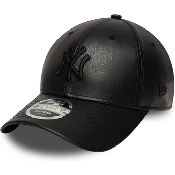 Czarna czapka z zakrzywionym daszkiem typu snapback z czarnym logo 9FORTY M-Crown PU New York Yankees MLB od New Era