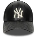 cap-islenkta-black-adjustable-strap-9forty-m-crown-img-leather-new-york-yankees-mlb-new-era