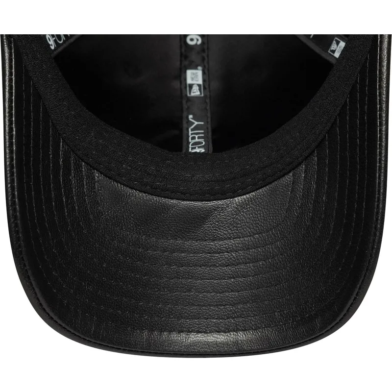 czarna-regulowana-czapka-z-zakrzywionym-daszkiem-9forty-m-crown-img-leather-new-york-yankees-mlb-new-era