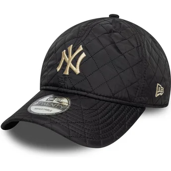 Czarna zakrzywiona czapka regulowana z beżowym logo 9TWENTY Quilted New York Yankees MLB New Era