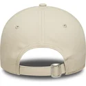 gorra-curva-beige-ajustable-west-village-9twenty-wordmark-de-new-era