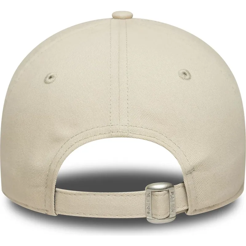 cap-islenkta-beige-adjustable-strap-9twenty-new-era